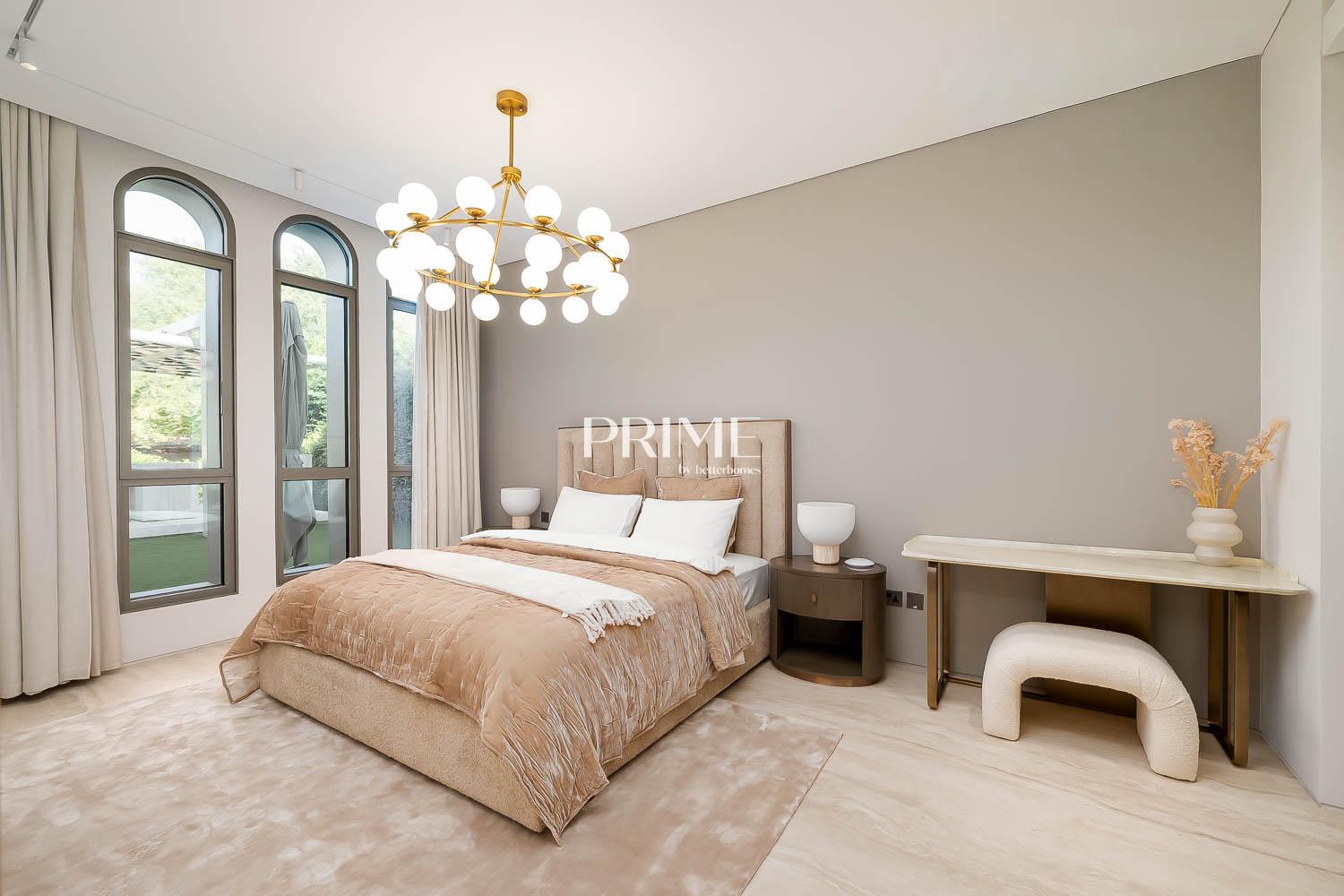 4 Bedrooms Villa in Garden Hall