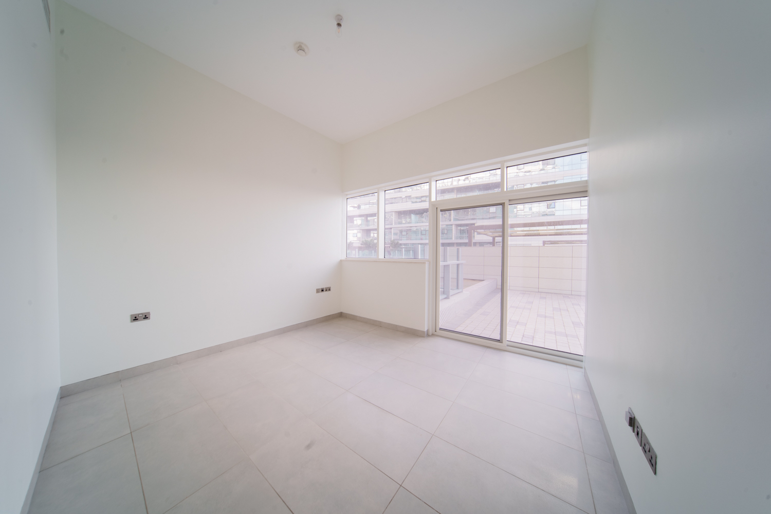 3 Bedrooms Apartment in Lamar Residences