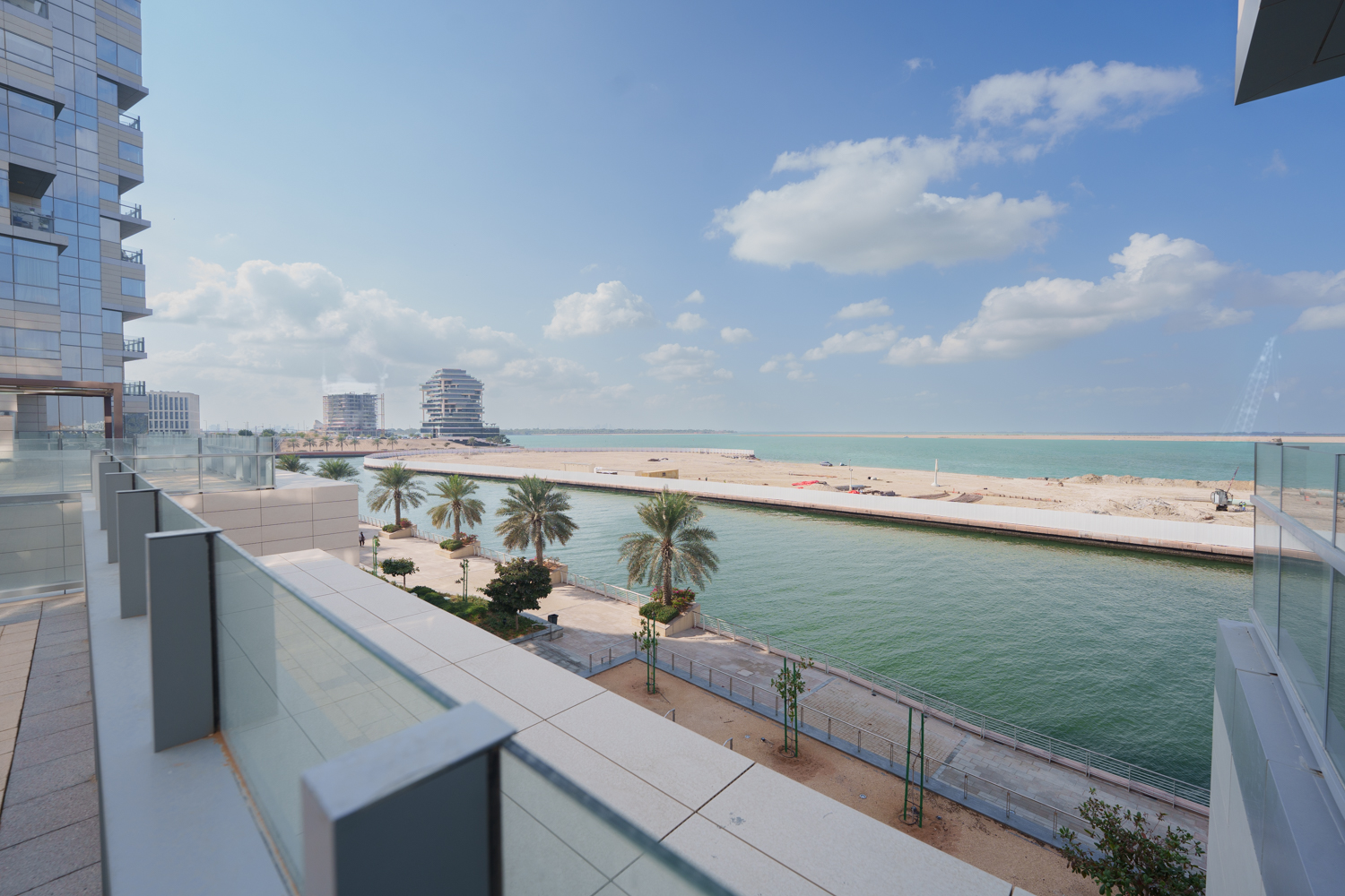 3 Bedrooms Apartment in Lamar Residences