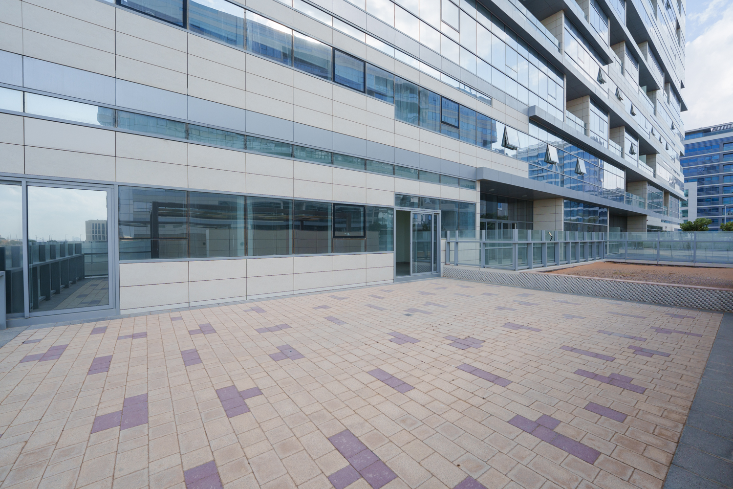 3 Bedrooms Apartment in Lamar Residences