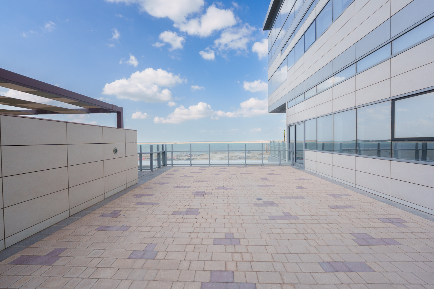 3 Bedrooms Apartment in Lamar Residences