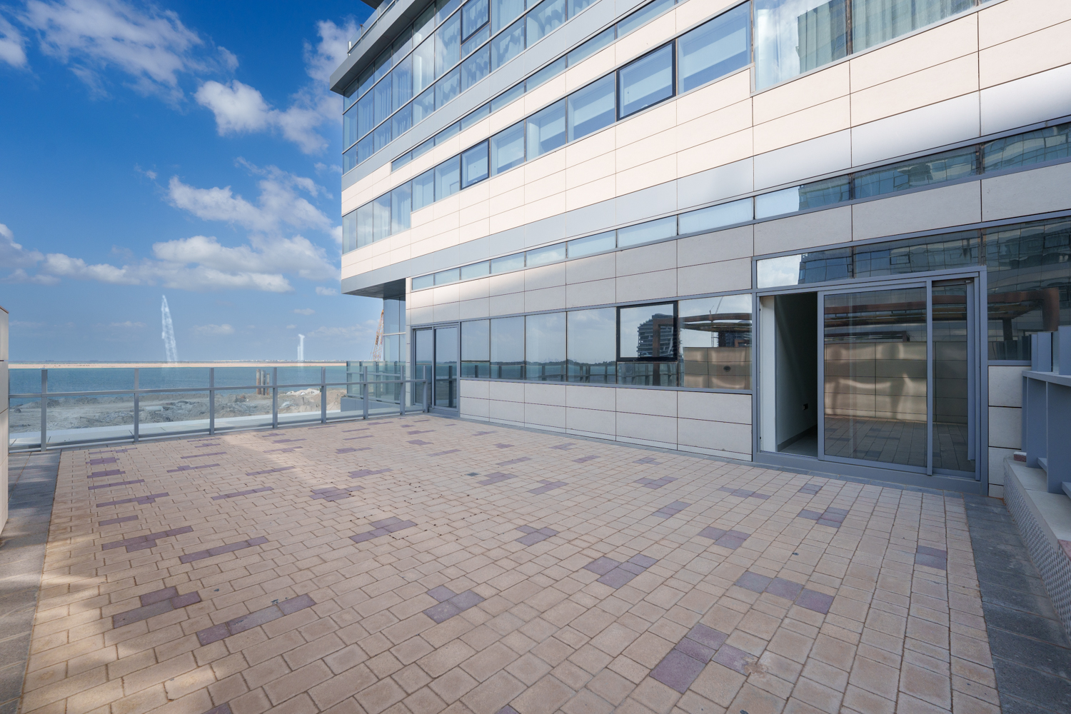 3 Bedrooms Apartment in Lamar Residences