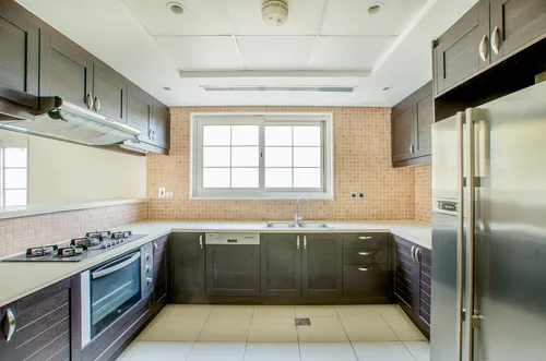 3 Bedrooms Villa in Legacy Large