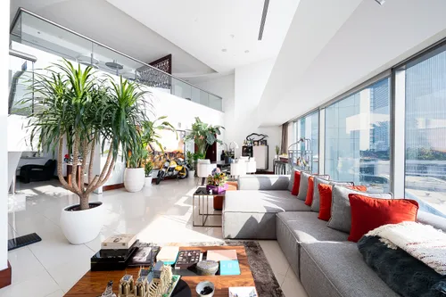 3 Bedrooms Duplex in Jumeirah Living