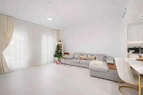 2 Bedrooms Apartment in Naseem Residence