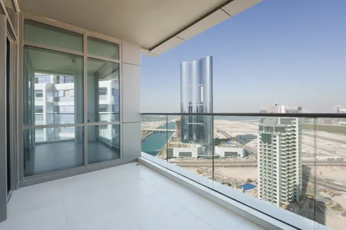 3 Bedrooms Apartment in Canal Residence