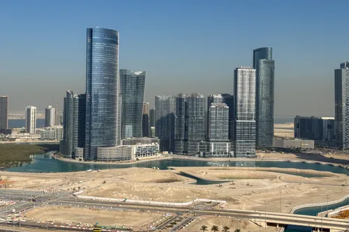 3 Bedrooms Apartment in Canal Residence