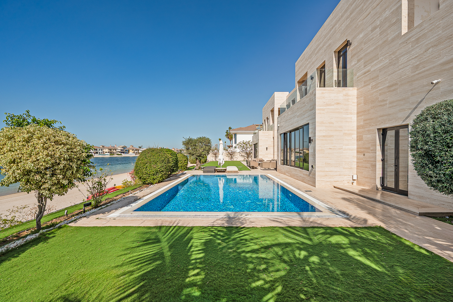 6 Bedrooms Villa in Signature Villas Frond P