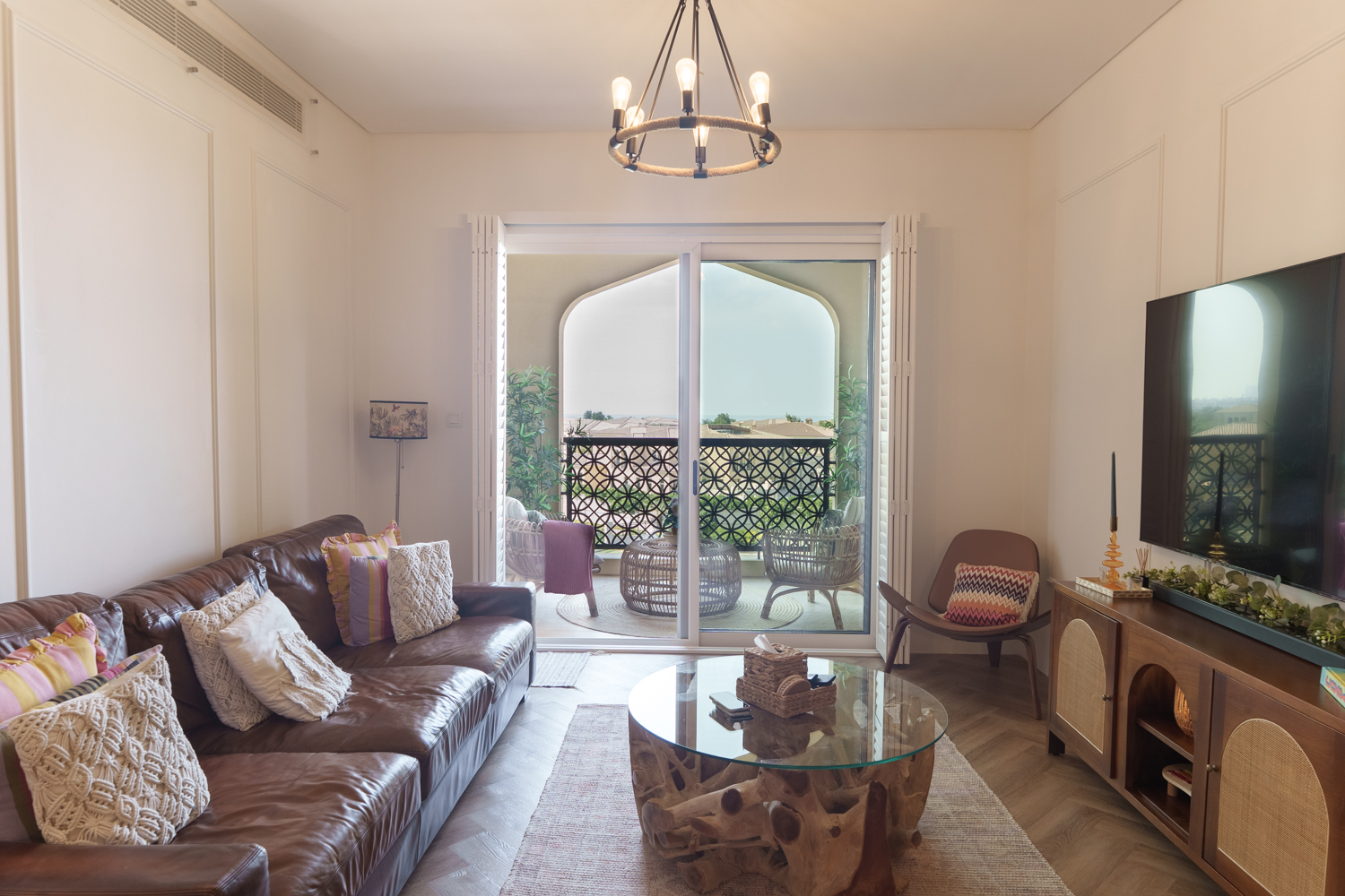 3 Bedrooms Apartment in Saadiyat Beach Residences