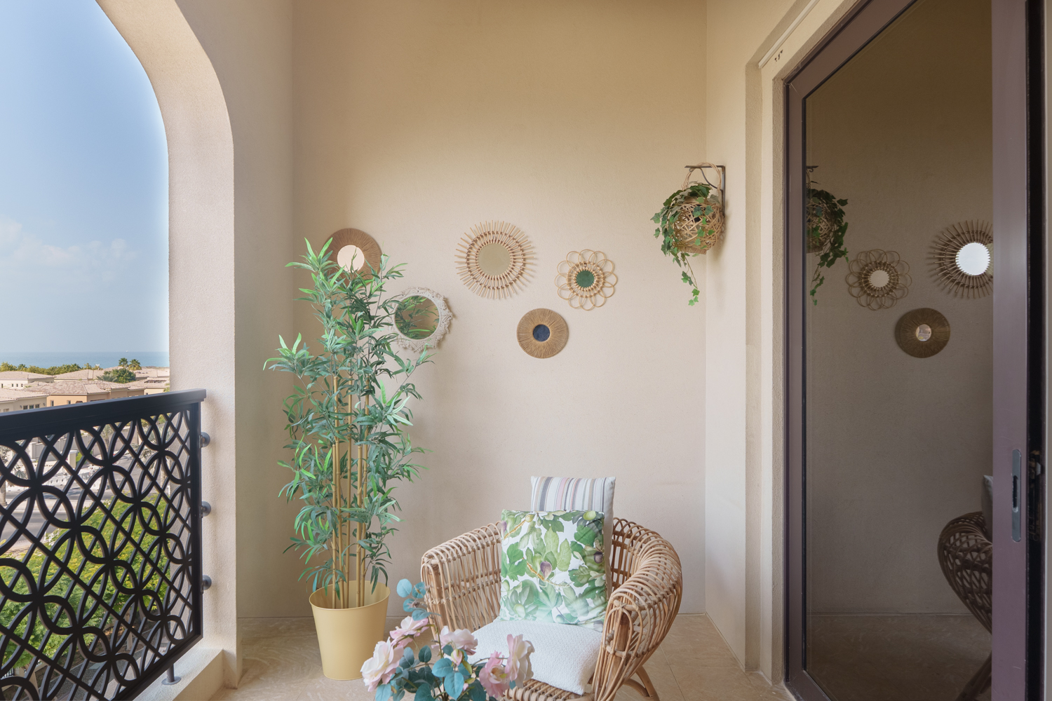 3 Bedrooms Apartment in Saadiyat Beach Residences