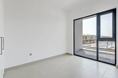 3 Bedrooms Townhouse in Camelia 2