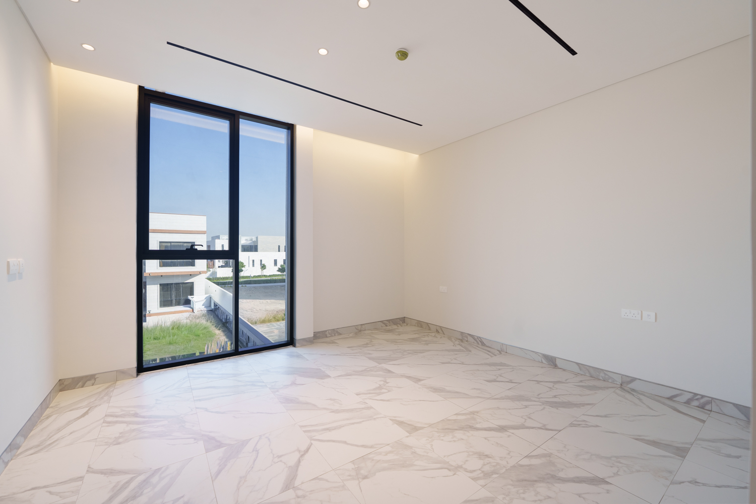 5 Bedrooms Villa in Lea