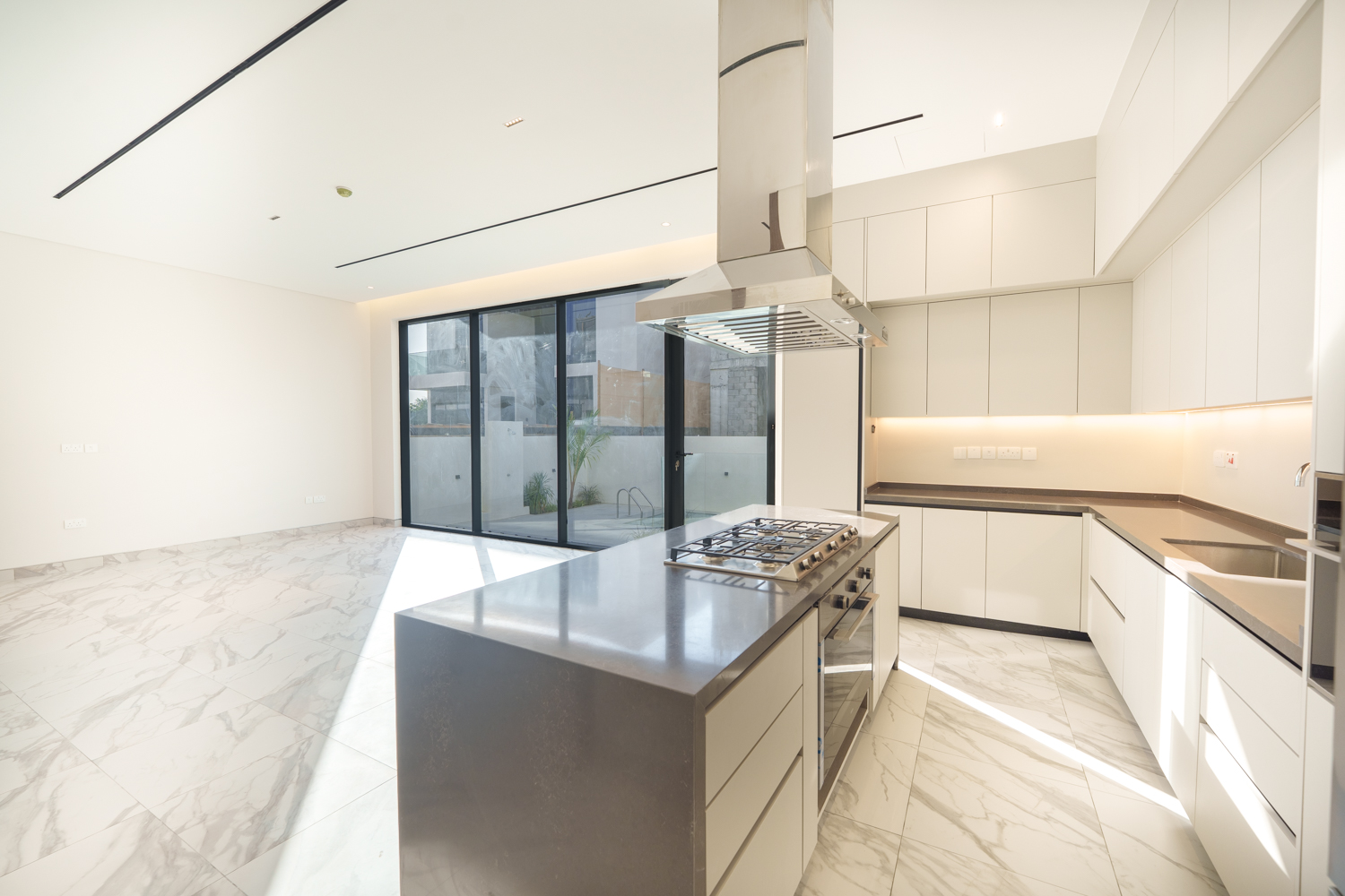 5 Bedrooms Villa in Lea