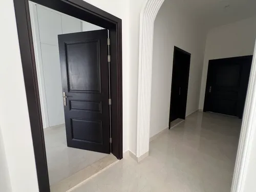 3 Bedrooms Villa in Al Barsha South 4
