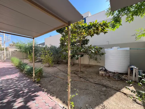 3 Bedrooms Villa in Al Barsha South 4