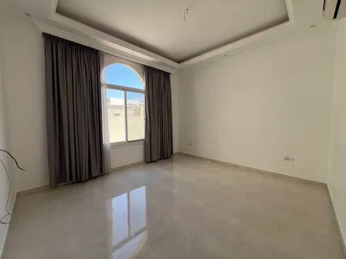 3 Bedrooms Villa in Al Barsha South 4