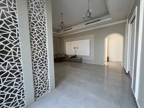 3 Bedrooms Villa in Al Barsha South 4