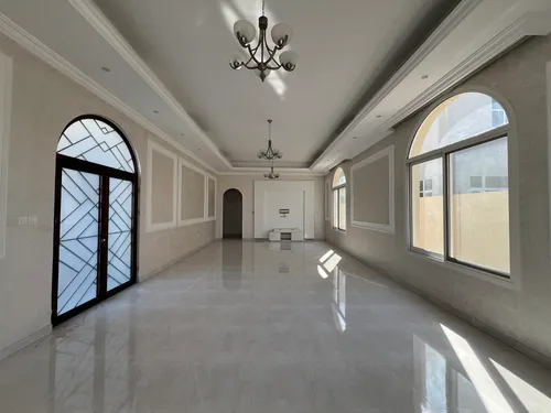 3 Bedrooms Villa in Al Barsha South 4