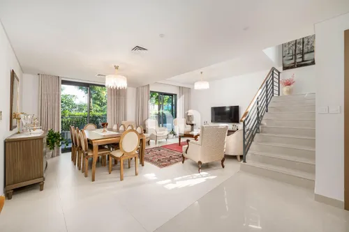 Exclusive Corner Unit | Access to Beach | Ready