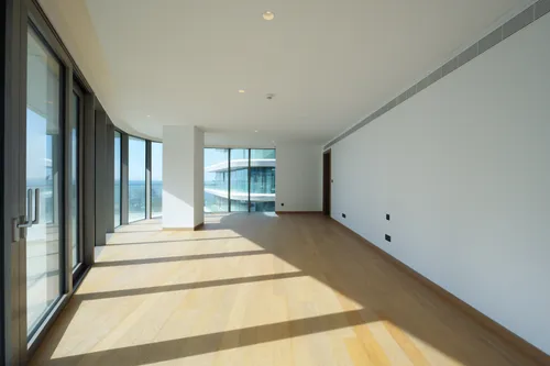 4 Bedrooms Apartment in Mansion 1