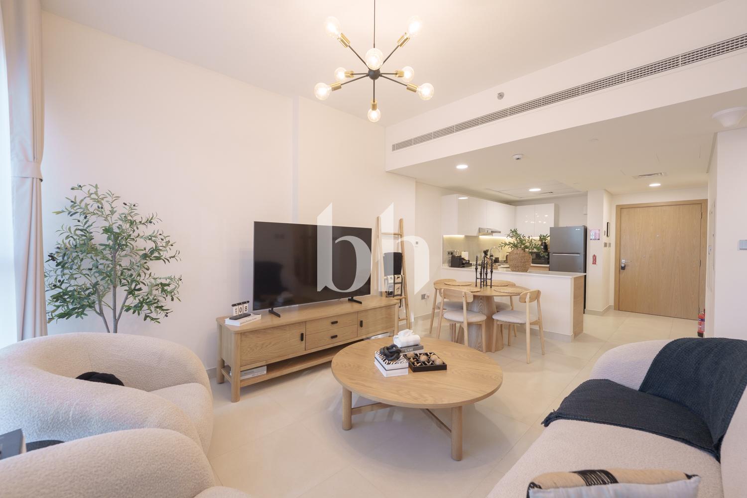 Fully Furnished | Bright Living Space | Mid-floor