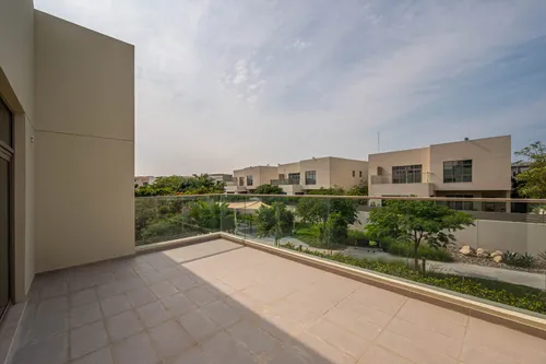 4 Bedrooms Villa in Jebel Ali