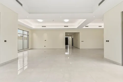 4 Bedrooms Villa in Jebel Ali