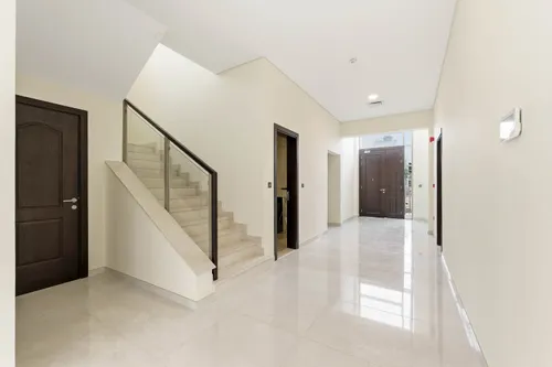 4 Bedrooms Villa in Jebel Ali