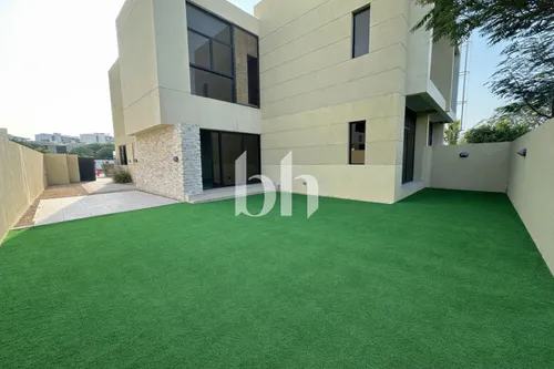 Single row | Huge plot | THH villa | Available now