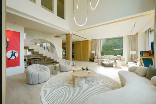 4 Bedrooms Villa in Entertainment Foyer