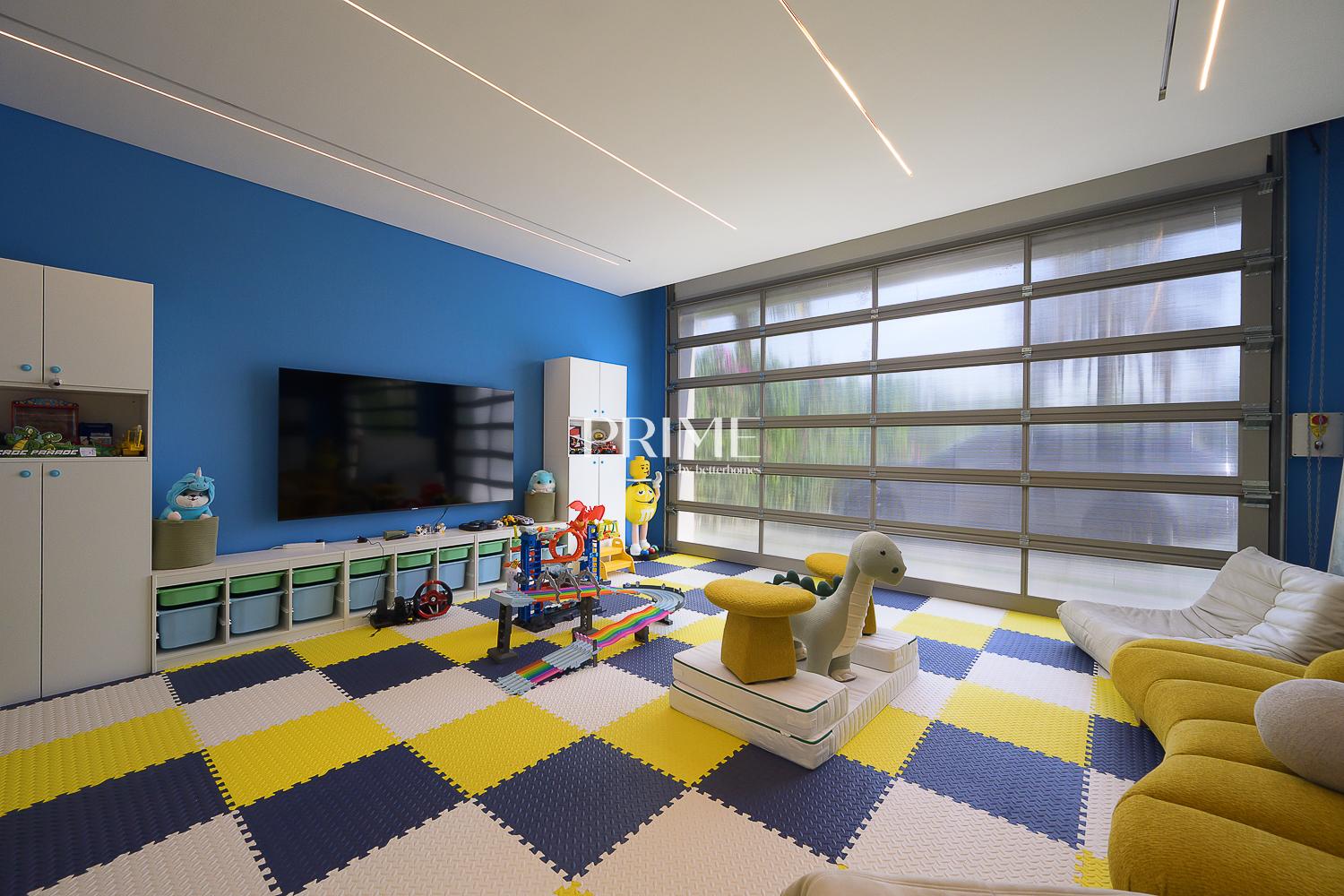 4 Bedrooms Villa in Entertainment Foyer