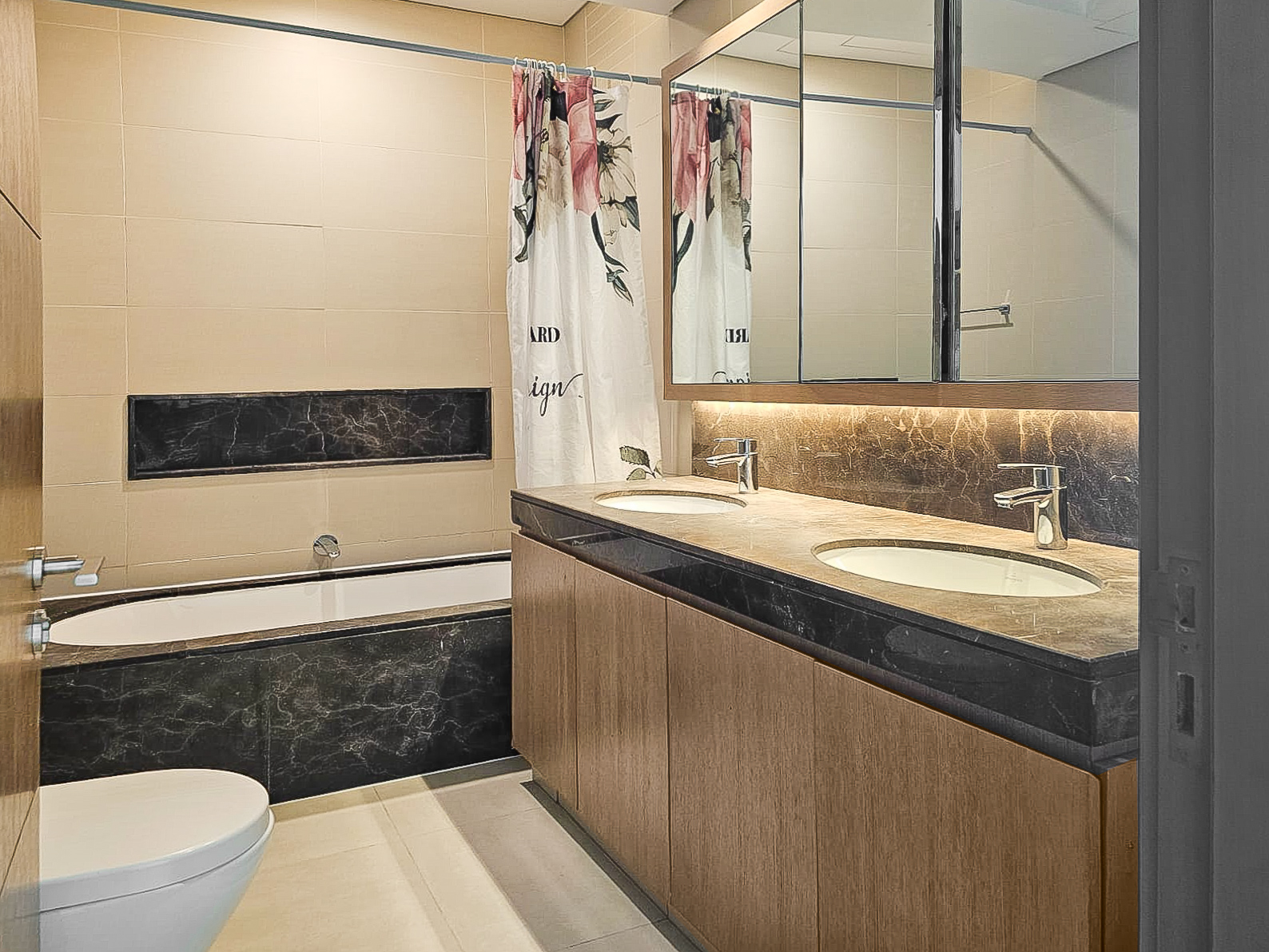 3 Bedrooms Apartment in Vida Residence 3