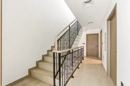 5 Bedrooms Townhouse in Santorini 1