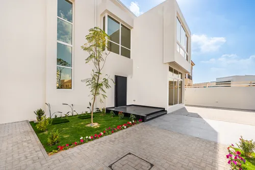 5 Bedrooms Villa in Al Barsha South 2