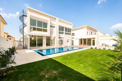 Brand New | 5BR Modern Villa with Infinity Pool