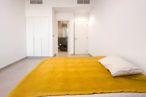 2 Bedrooms Townhouse in Robinia