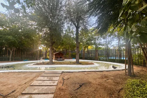 2 Bedrooms Townhouse in Robinia