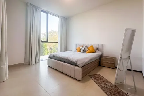 2 Bedrooms Townhouse in Robinia