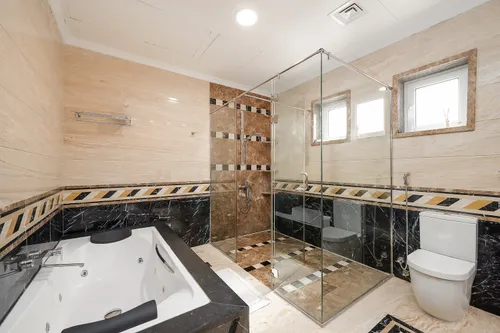 7 Bedrooms Villa in Al Khawaneej 1