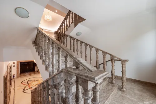 7 Bedrooms Villa in Al Khawaneej 1