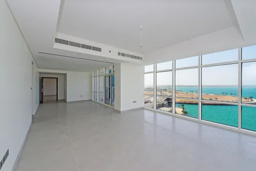 3 Bedrooms Apartment in Lamar Residences