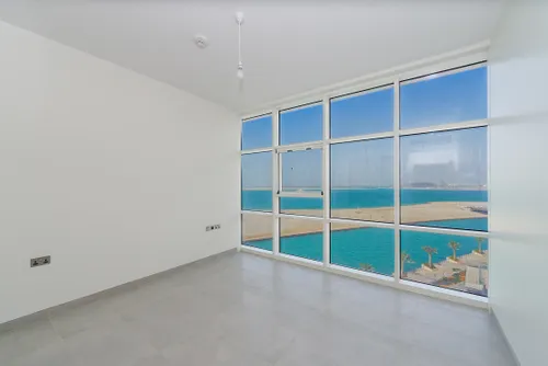 3 Bedrooms Apartment in Lamar Residences