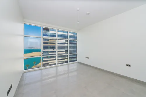 3 Bedrooms Apartment in Lamar Residences