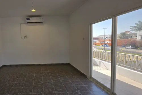 6 Bedrooms Villa in Al Jazzat