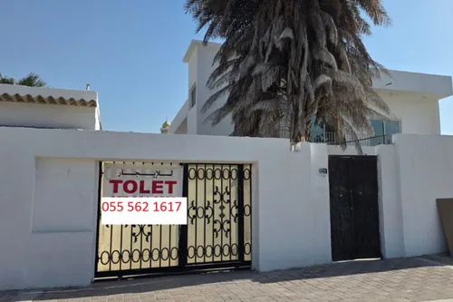 6 Bedrooms Villa in Al Jazzat