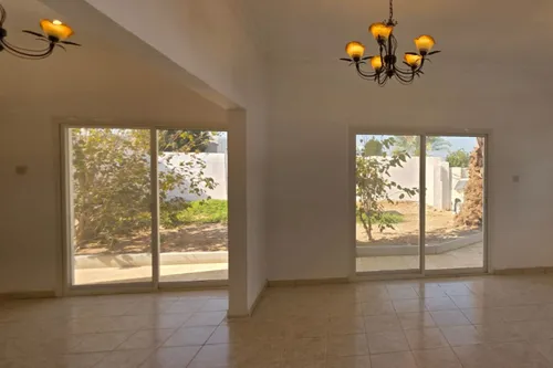6 Bedrooms Villa in Al Jazzat