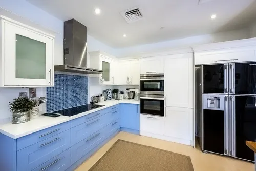 5 Bedrooms Villa in Centro Courtyard 6