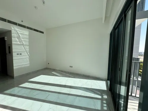  Apartment in Azizi Mirage