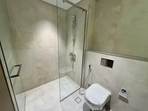  Apartment in Azizi Mirage