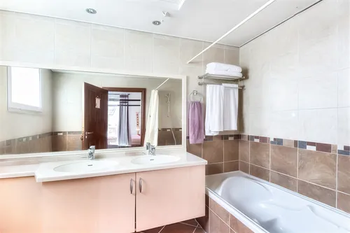 3 Bedrooms Townhouse in Western Residence North